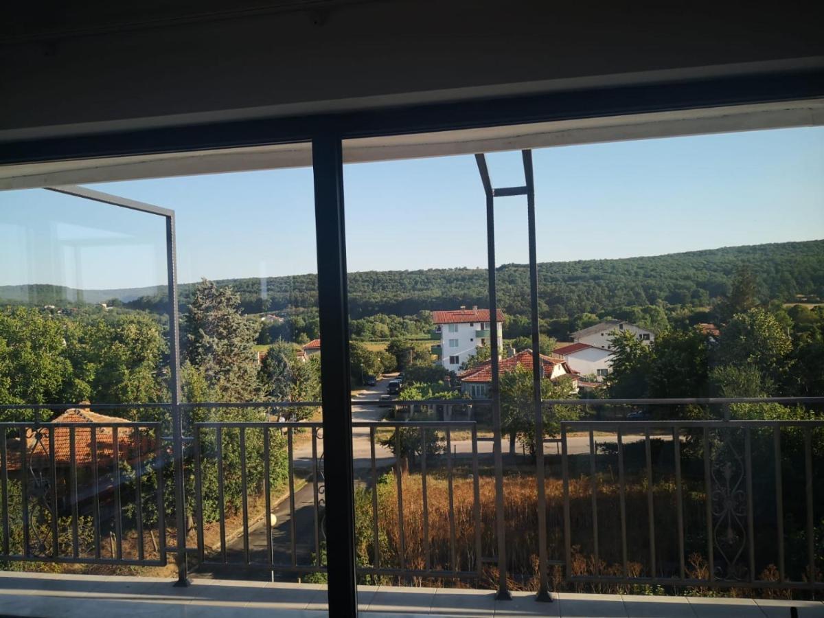Weisser Schwan Белият Лебед Škorpilovci Exteriér fotografie